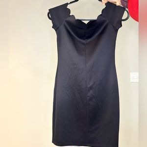 Vintage black Scallop Off the shoulder bodycon dress